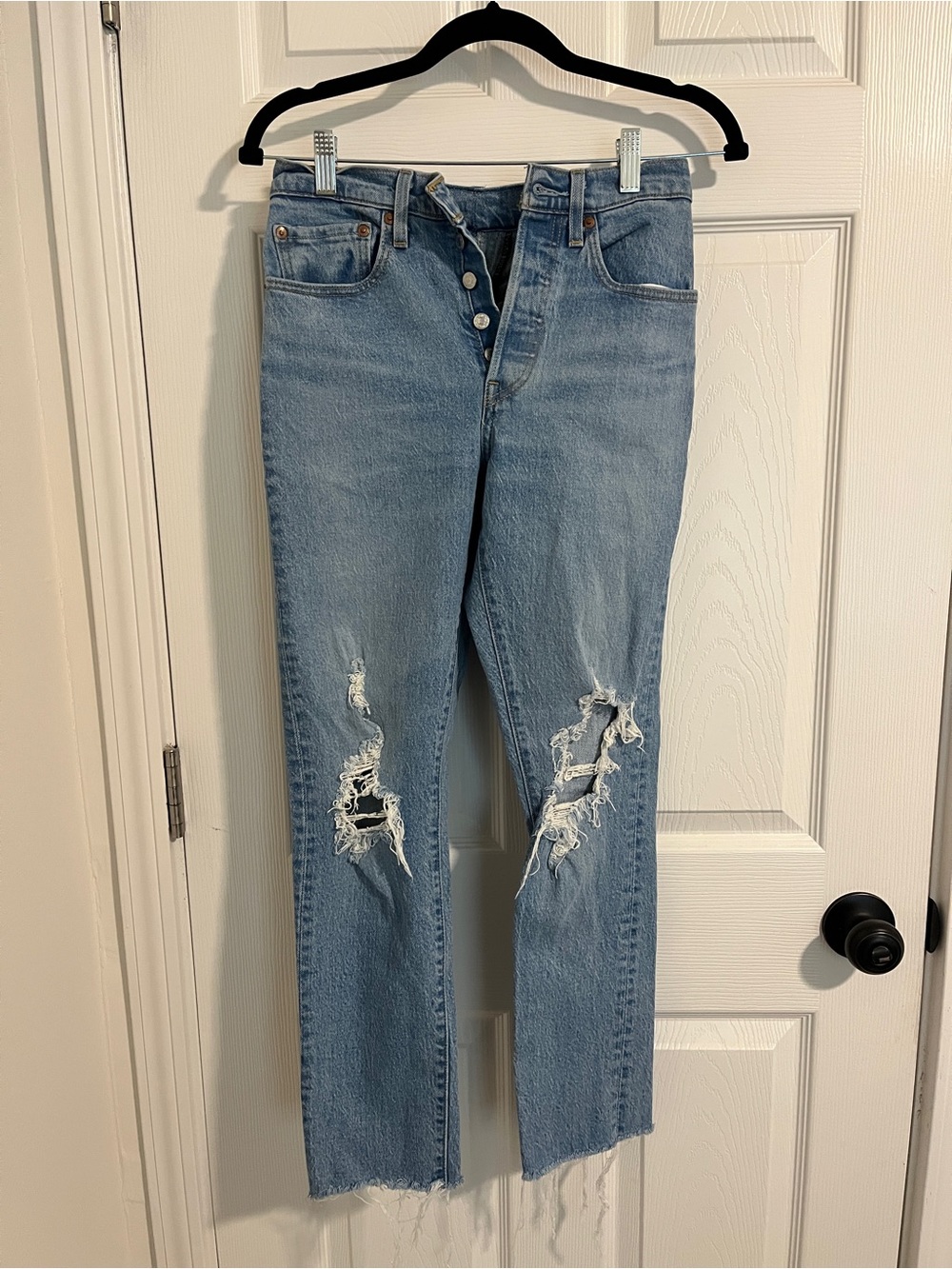Levi’s distressed jeans